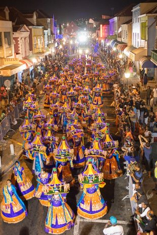 The Grand Farewell Parade of Carnival - Curaçao For 91 Days