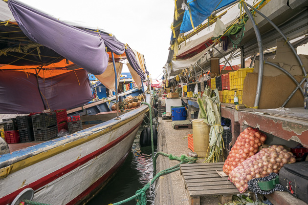 Read more about the article The Floating Market