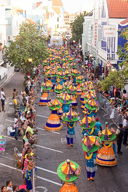 Read more about the article Curaçao Carnival’s Grand Parade